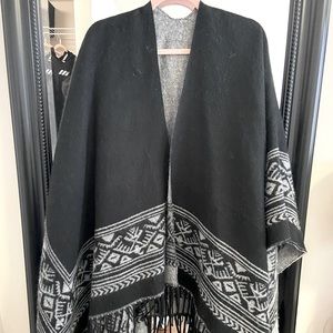 Shawl/Poncho